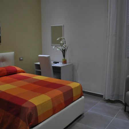 Il Giardinetto Guest House Civitavecchia Habitación foto