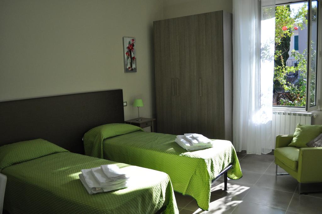 Il Giardinetto Guest House Civitavecchia Habitación foto